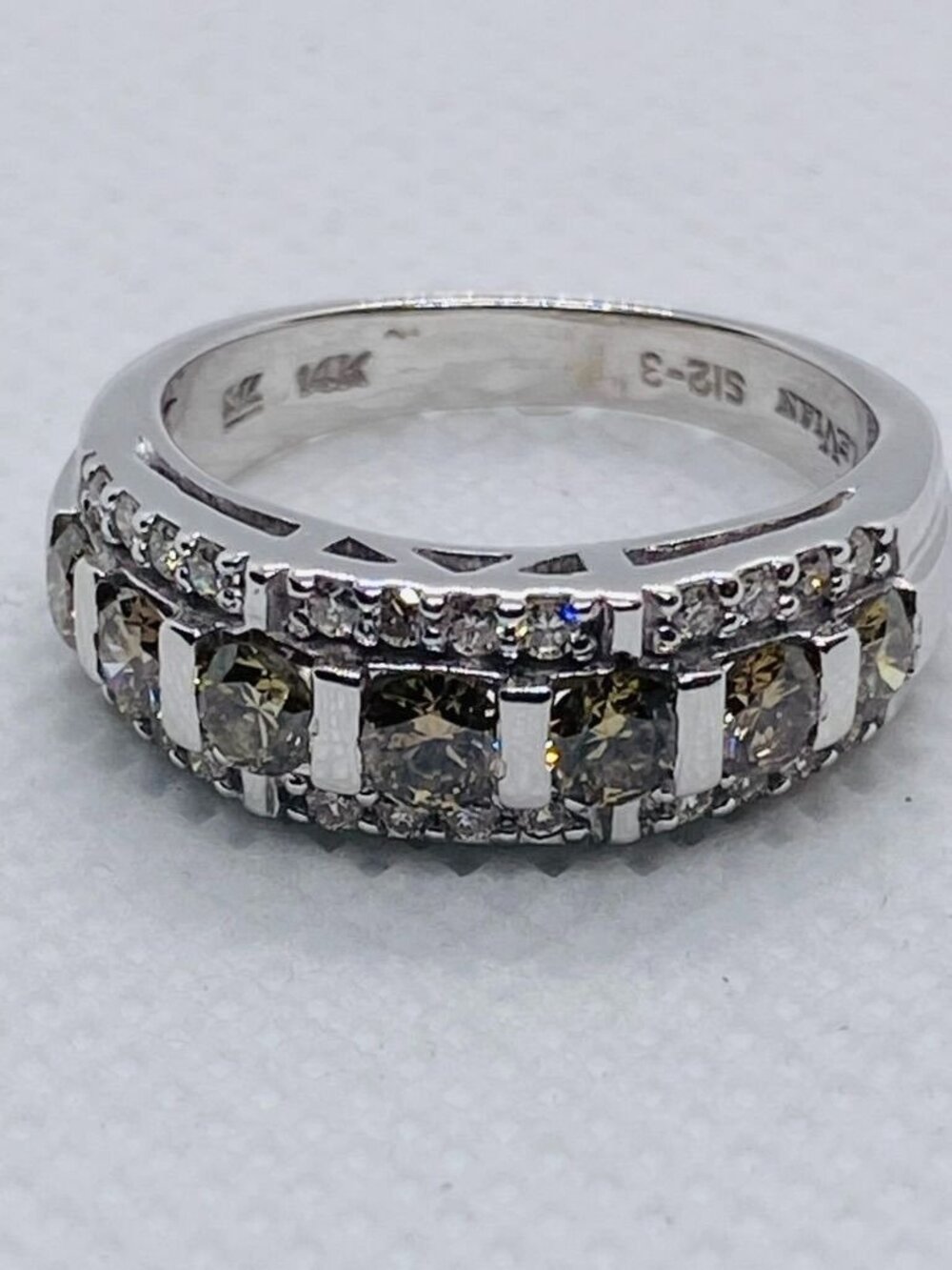 Le Vian 14K 585 White Gold Vanilla and Chocolate Diamond Band Size 6.25